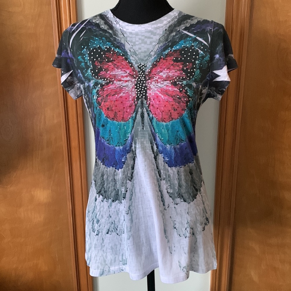 Romeo & Juliet Butterfly Rhinestone Tee - BNWOT!